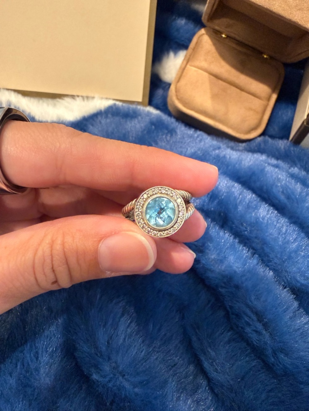 David Yurman Sterling Silver Ring with Sky Blue Topaz Size 6 - Picture 5 of 8
